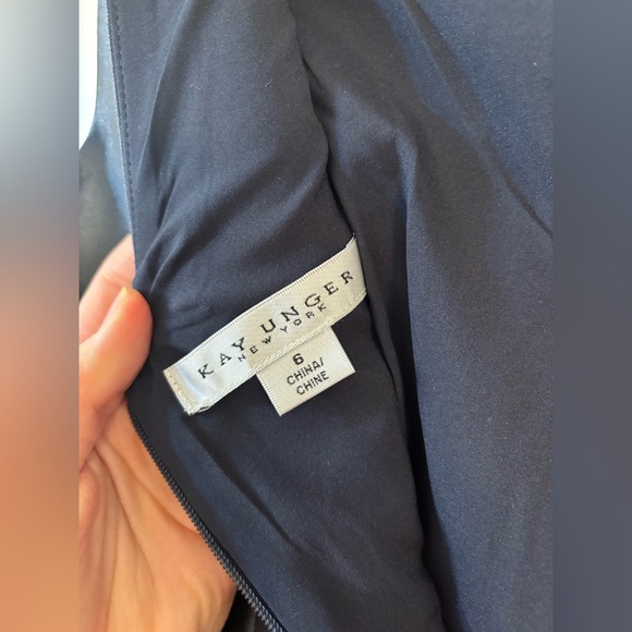 new Kay Unger Luciana column gown in midnight navy blue floral print - Picture 8 of 9